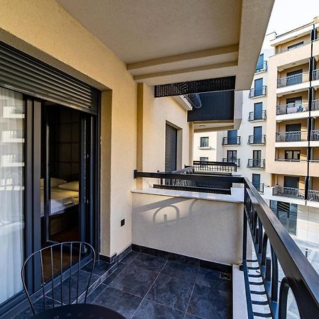 Apartments Tulip ポドゴリツァ エクステリア 写真