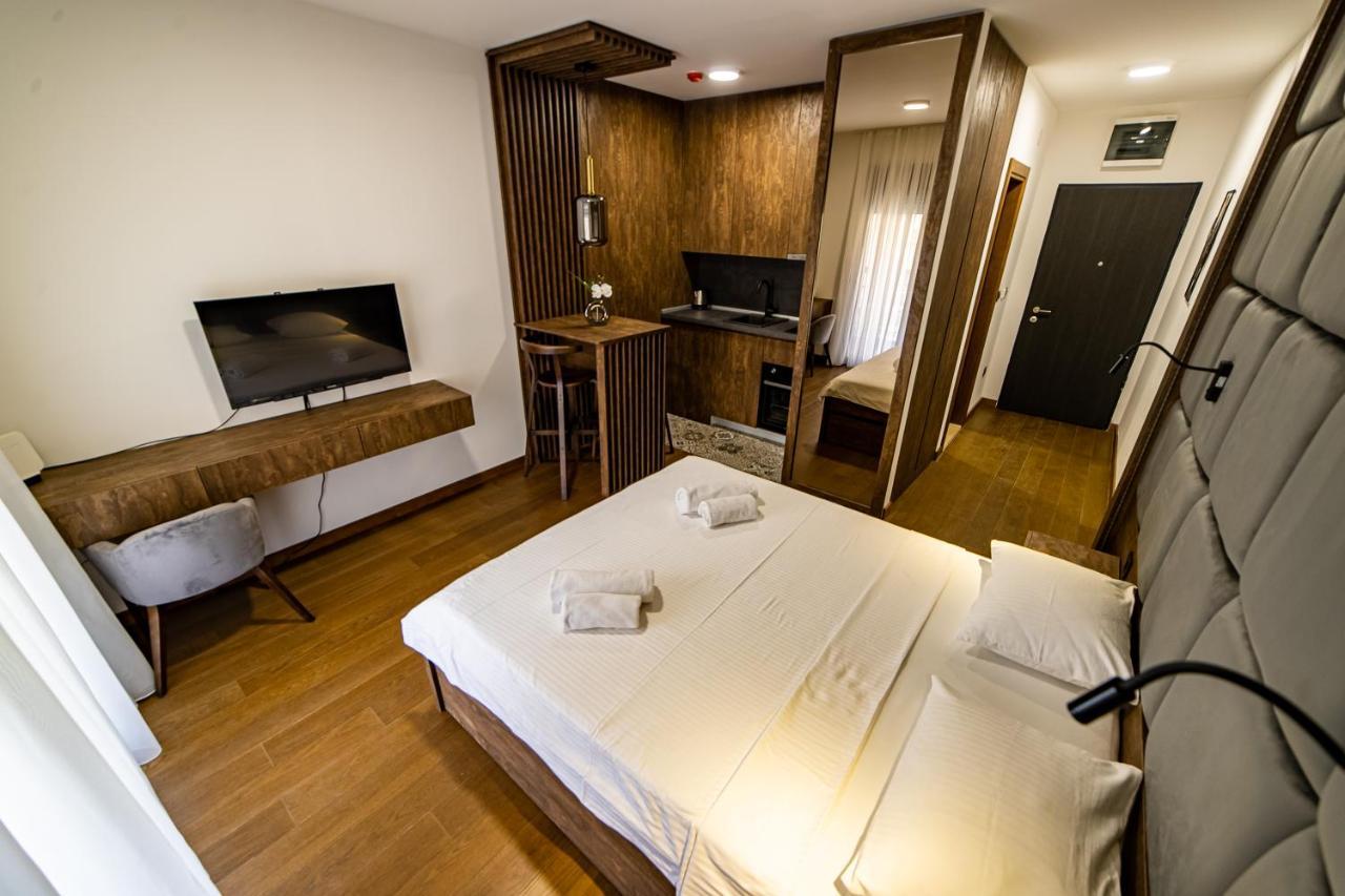 Apartments Tulip ポドゴリツァ エクステリア 写真
