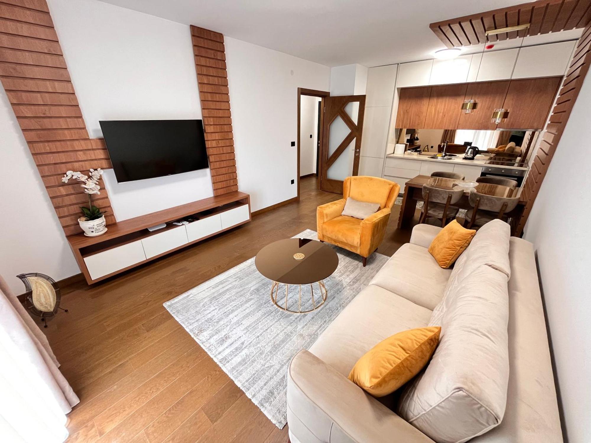 Apartments Tulip ポドゴリツァ エクステリア 写真